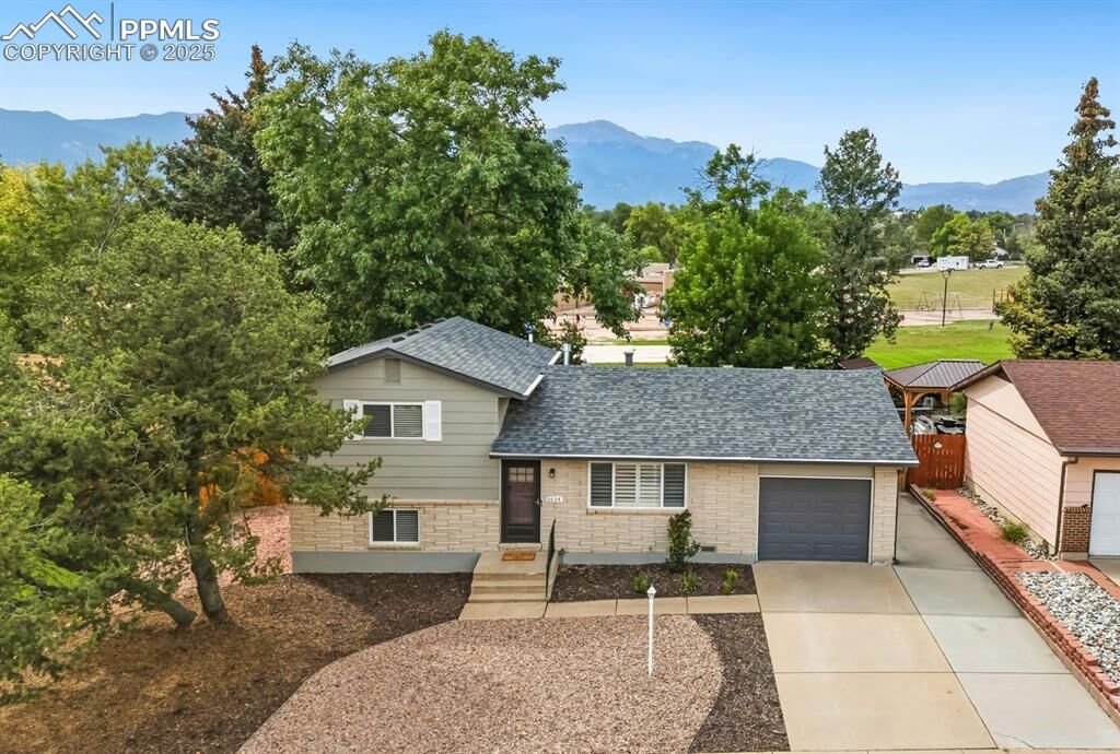 Property Photo:  1414 Martin Drive  CO 80915