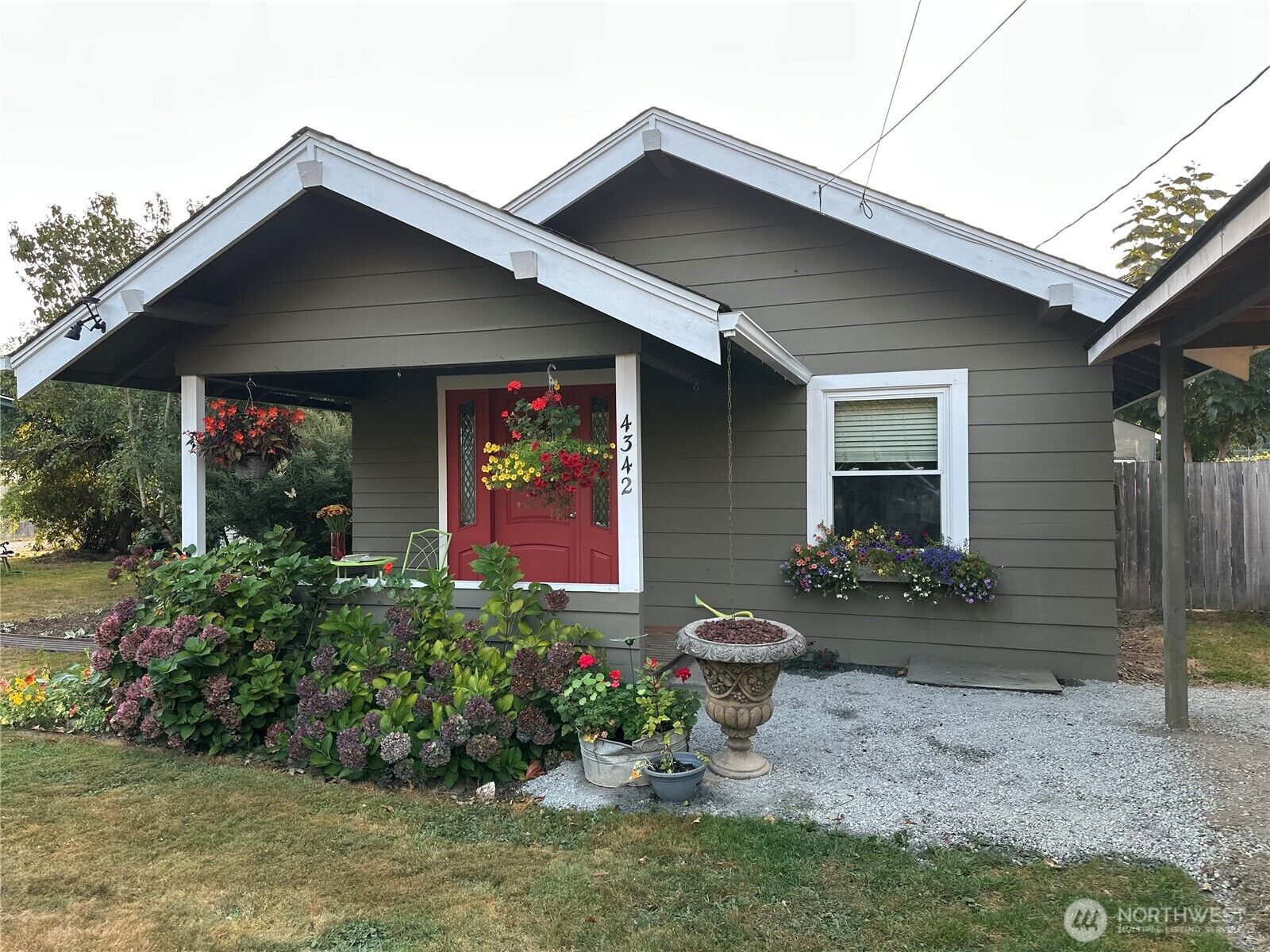 Property Photo:  4342  338th Place SE  WA 98024 