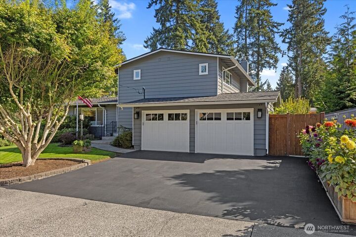 20903  88th Place W  Edmonds WA 98026 photo