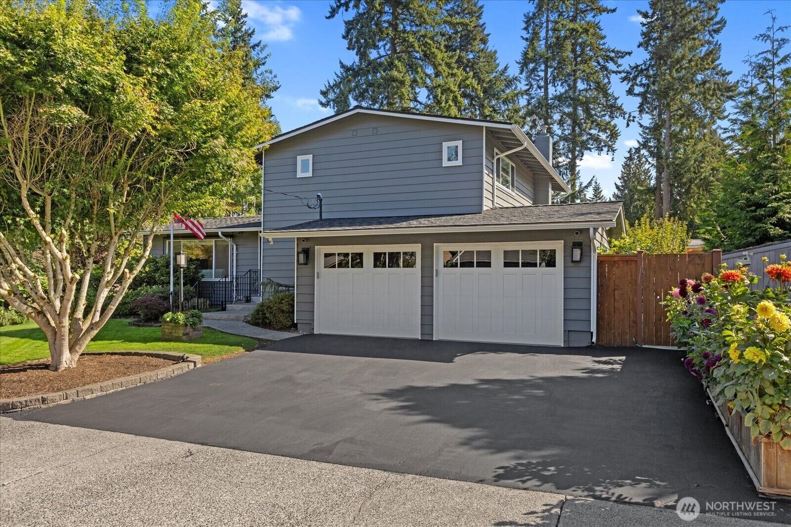 Property Photo:  20903  88th Place W  WA 98026 
