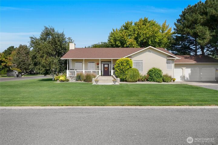 Property Photo:  2176  Road 17.7  NW  WA 98823 