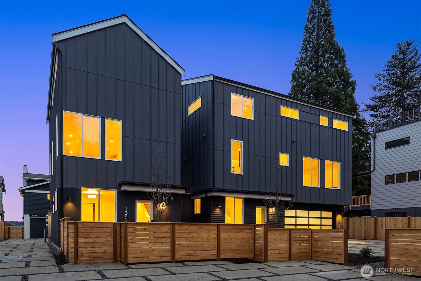 Property Photo: 13548 39th Avenue NE B WA 98125