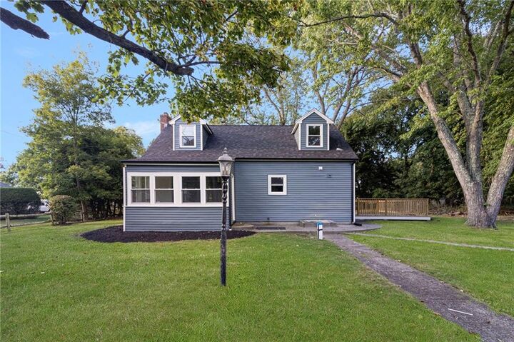 15 Chace Avenue  Warren RI 02885 photo