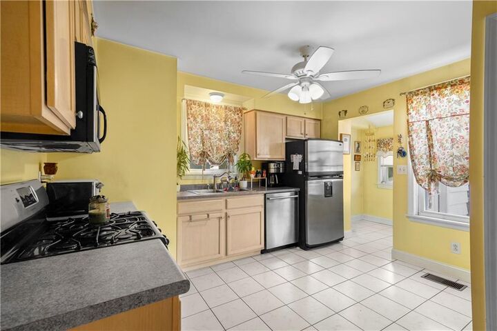 Property Photo:  53 Wampanoag Trail  RI 02915 