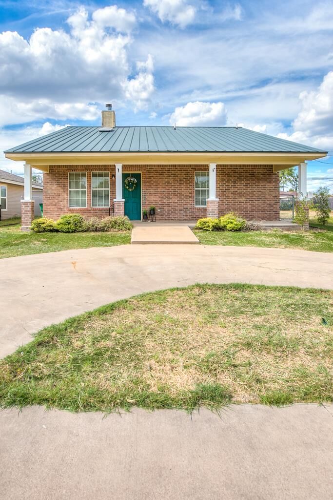 Property Photo: 2638 Webster St TX 76901