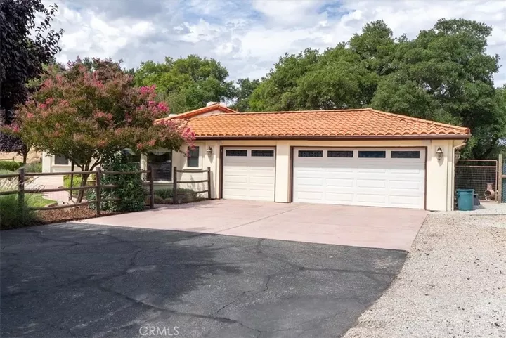 Property Photo: 2955 San Fernando Road CA 93422