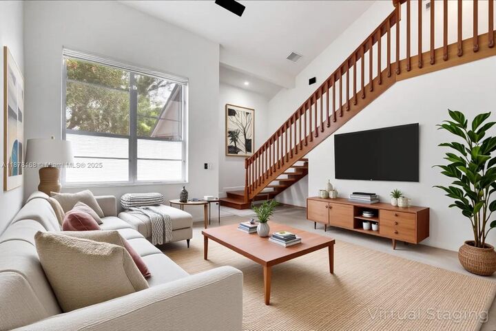 Property Photo:  15751 Woodgate Pl C  FL 33326 