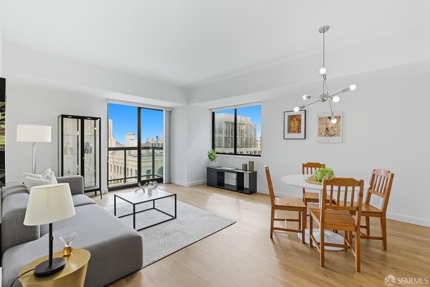 Property Photo: 1 Daniel Burnham Court 303 CA 94109
