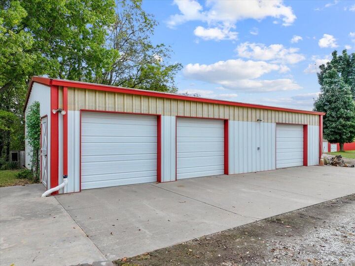 Property Photo:  21586 Goode  Avenue  IA 51534 