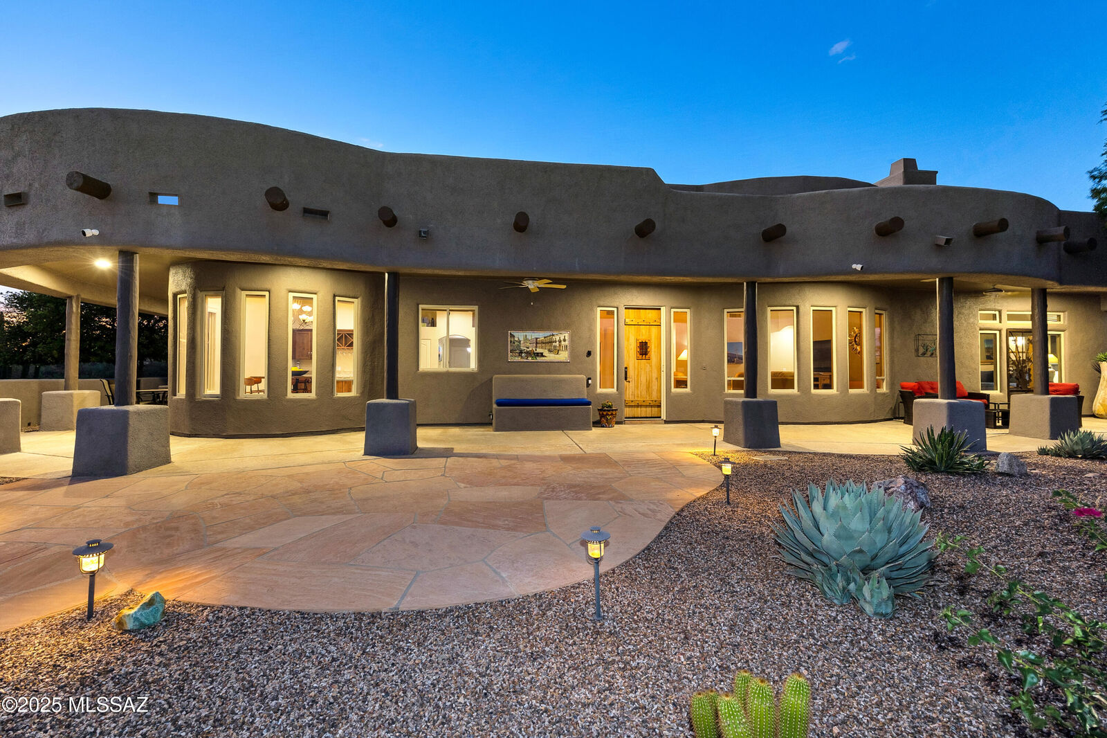 Property Photo:  1003 E Cave Canyon Place  AZ 85614 