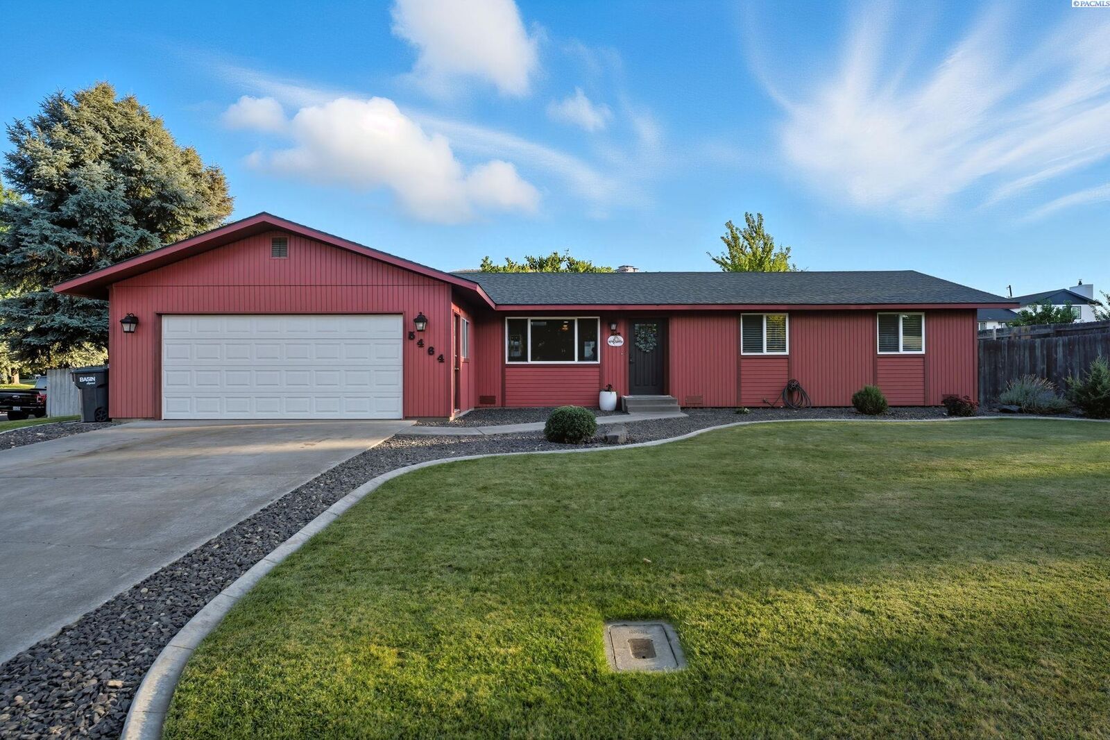 Property Photo: 5464 Fern Loop WA 99353