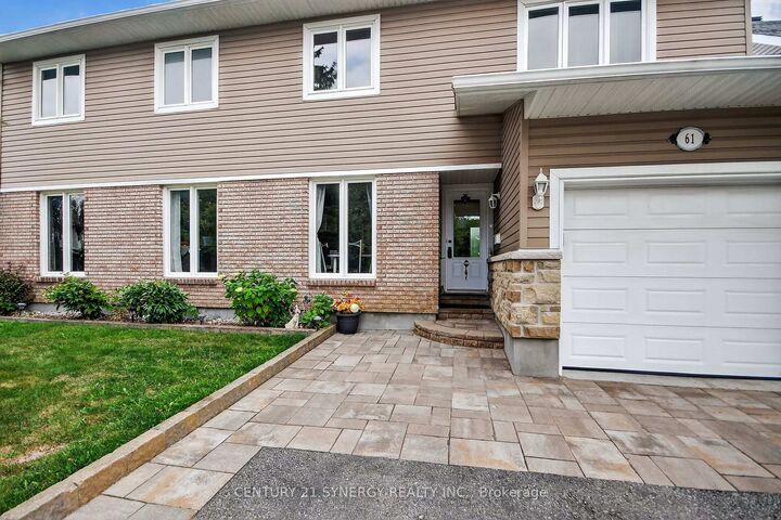 Property Photo: 61 Fieldgate Drive ON K2J 1V3