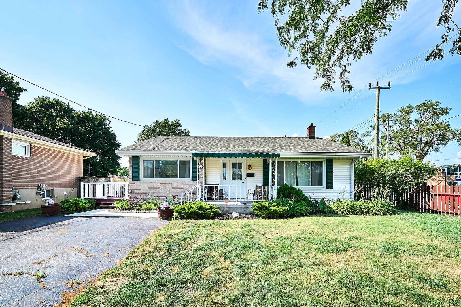 Photo de la propriété:  472 Victoria Avenue  ON K8N 2G3 