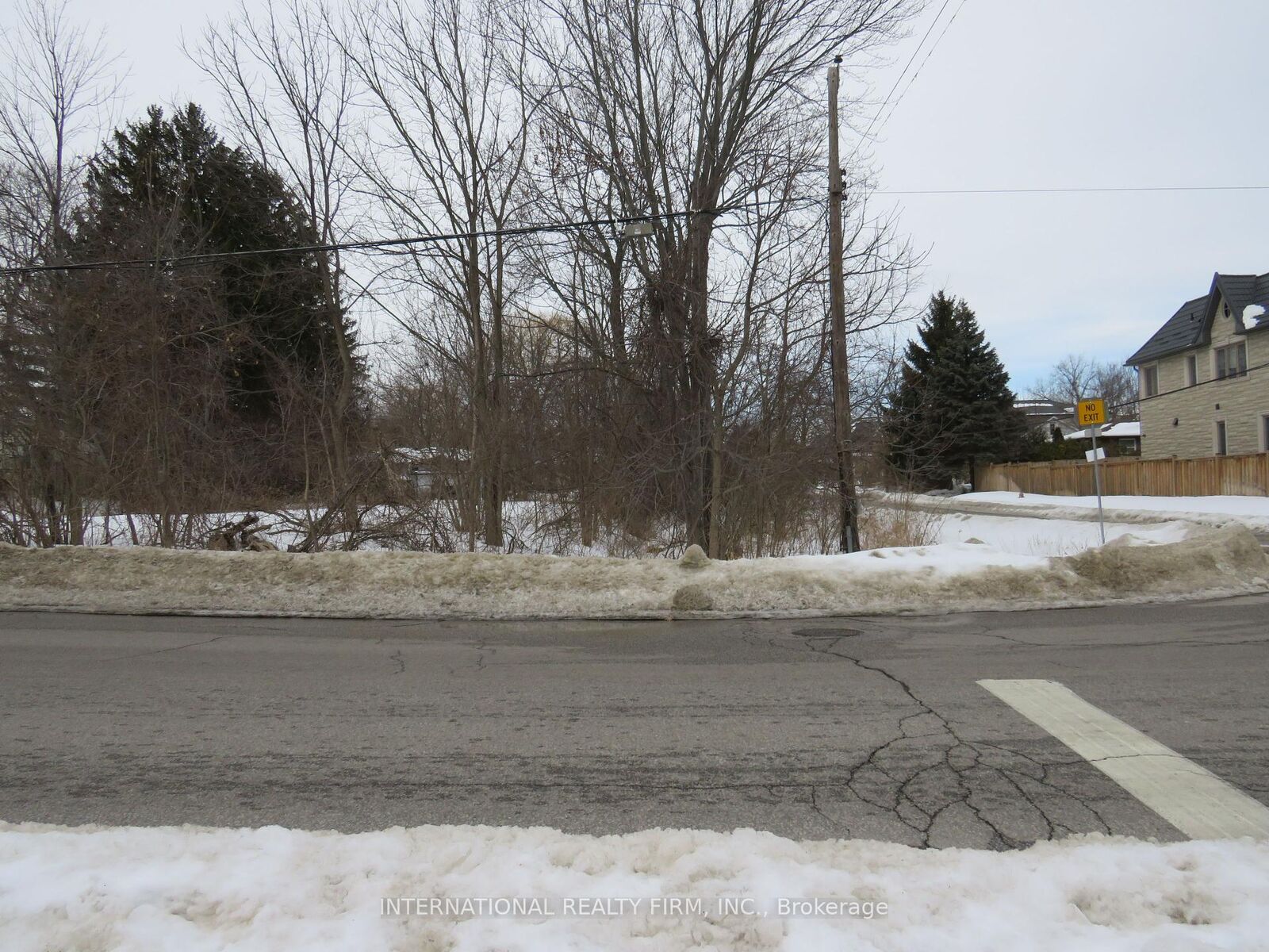 Property Photo:  98 Euclid Avenue  ON M6J 2J9 