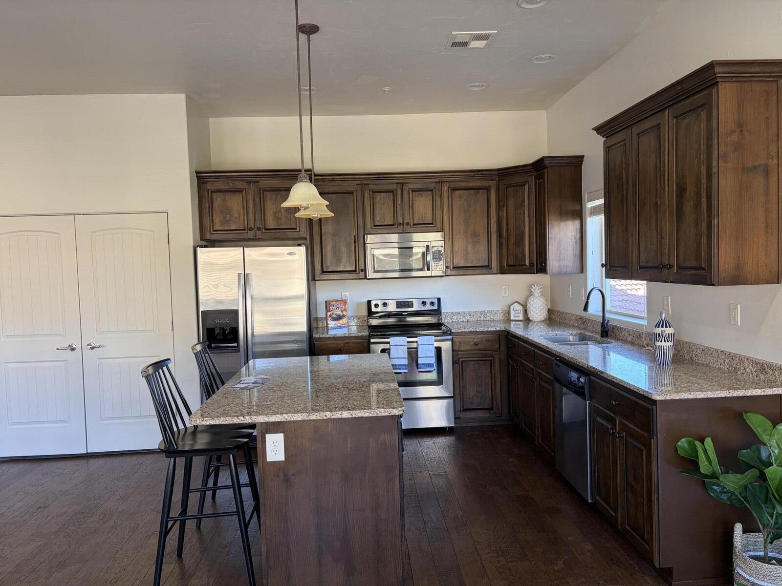 Property Photo:  280 S Luce Del Sol Dr #615  UT 84770 