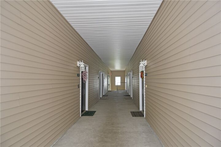 Property Photo: 1201 Lenox Oval PA 15237