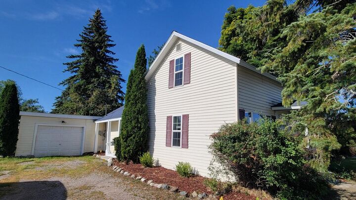 172 E Lincoln Avenue  Cheboygan MI 49721 photo