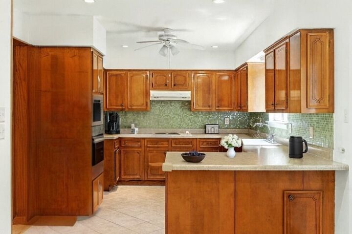 Property Photo:  2401 Homedale Circle  TX 78704 