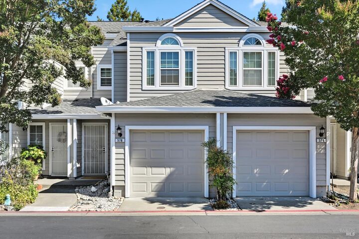 Property Photo:  576 E Jasmine Circle  CA 95407 