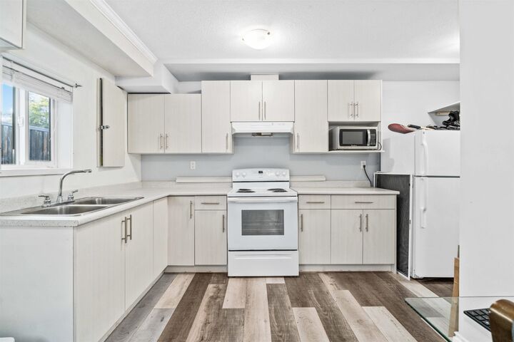 Property Photo:  15598 Roper Avenue  BC V4B 2G5 