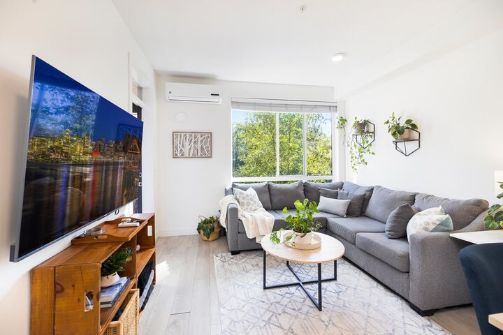 Photo de la propriété:  719 W 3rd Street 213  BC V7M 0E7 
