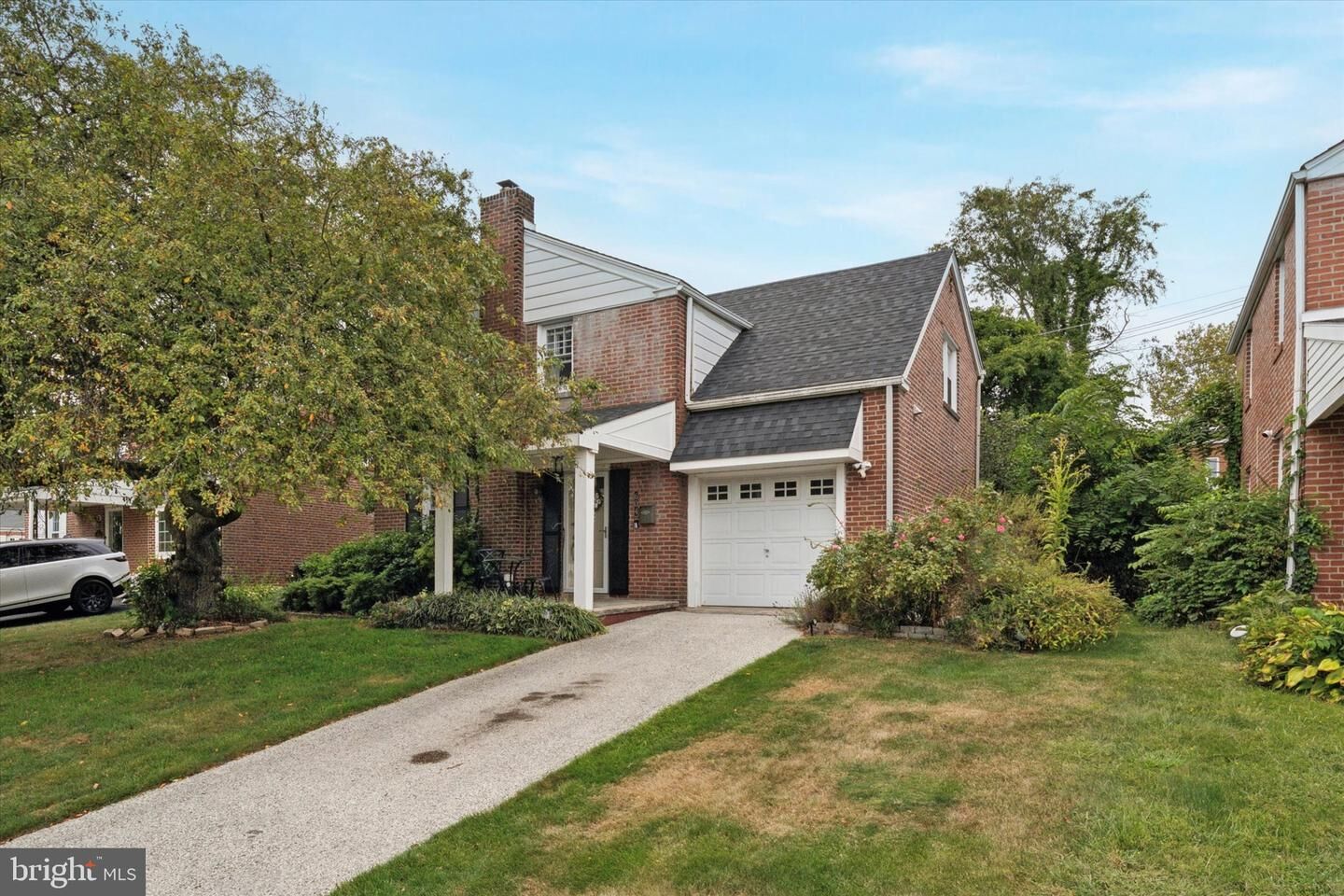 Property Photo:  604 Palairet Road  PA 19128 