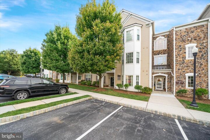 Property Photo:  711 Creekside Drive  PA 19015 