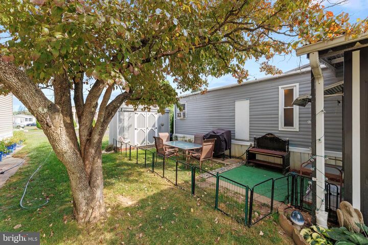 Property Photo:  2304 Brownsville Road P11  PA 19053 
