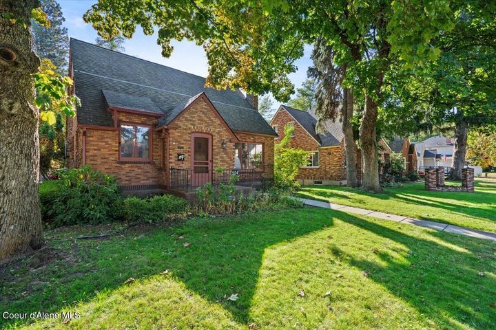 Property Photo:  924 E Sherman Ave  ID 83814 
