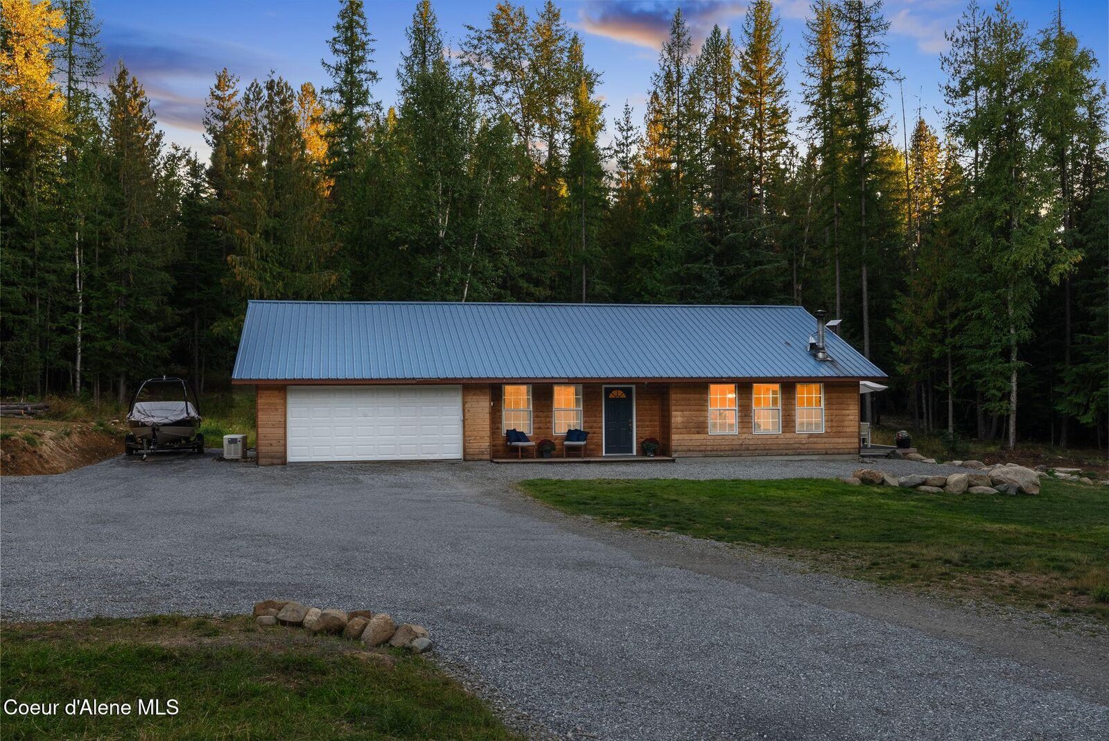 Property Photo:  400 High Rd  ID 83864 