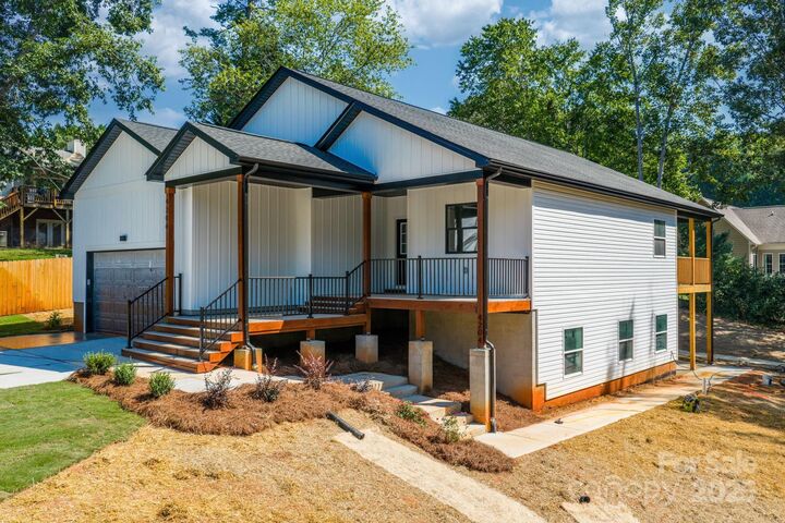 4204 9th Street NE  Hickory NC 28601 photo