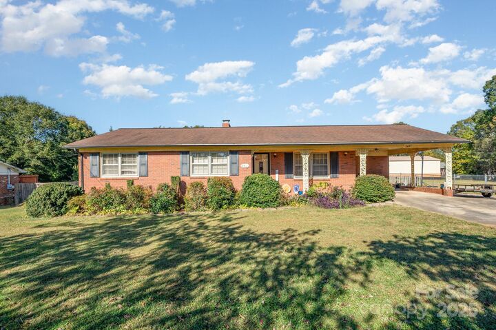 2415 Heavner Road  Lincolnton NC 28092 photo