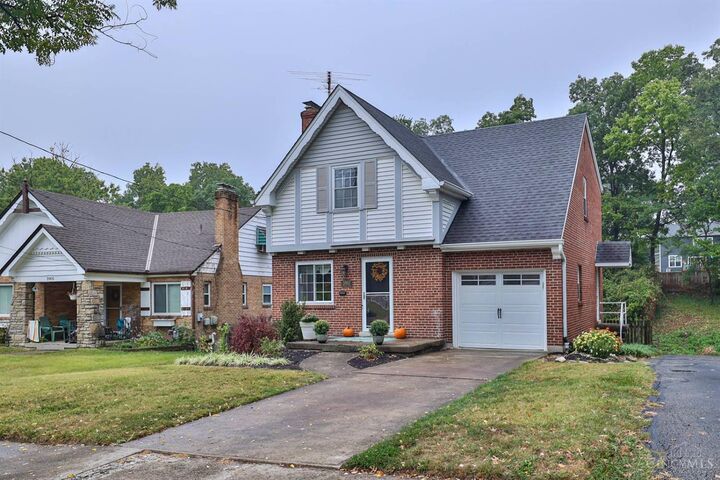 Property Photo: 5907 Kimberly Avenue OH 45213