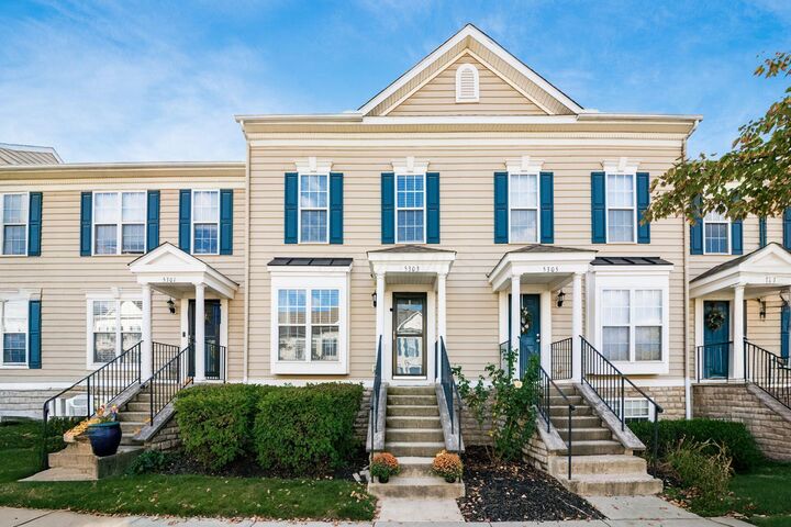 5303 Royal Arch Cascade Drive  Dublin OH 43016 photo