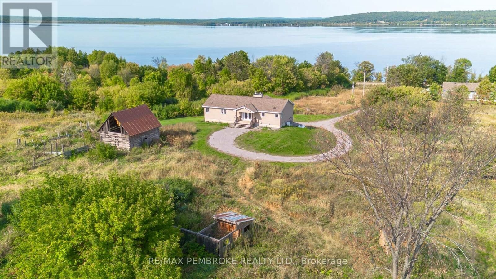 Property Photo:  36752 41 Highway  ON K0J 1T0 