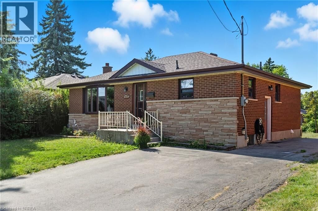 Property Photo:  1314 Fisher Avenue  ON L7P 2L6 