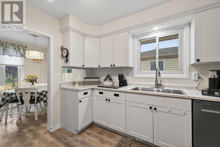 Property Photo:  20 Ashbury Avenue  ON N6E 1S8 