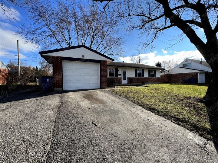 Property Photo: 7650 Remmick Lane OH 45424