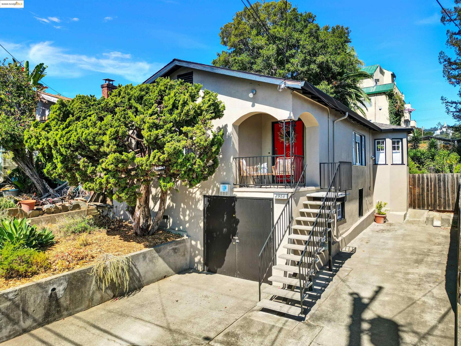 Property Photo: 2958 Georgia St CA 94602