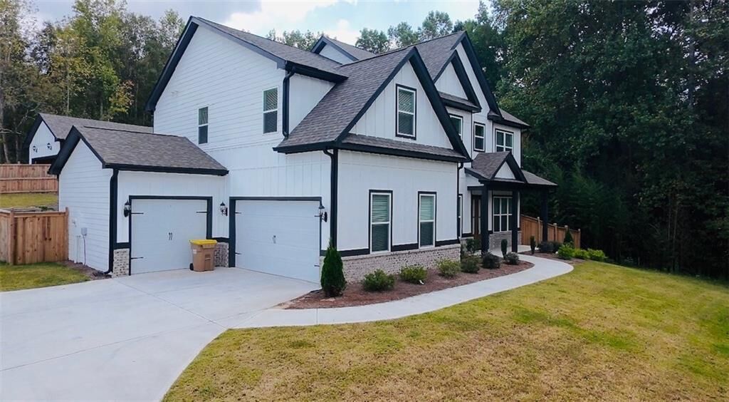 Property Photo:  330 Davenport Road  GA 30517 