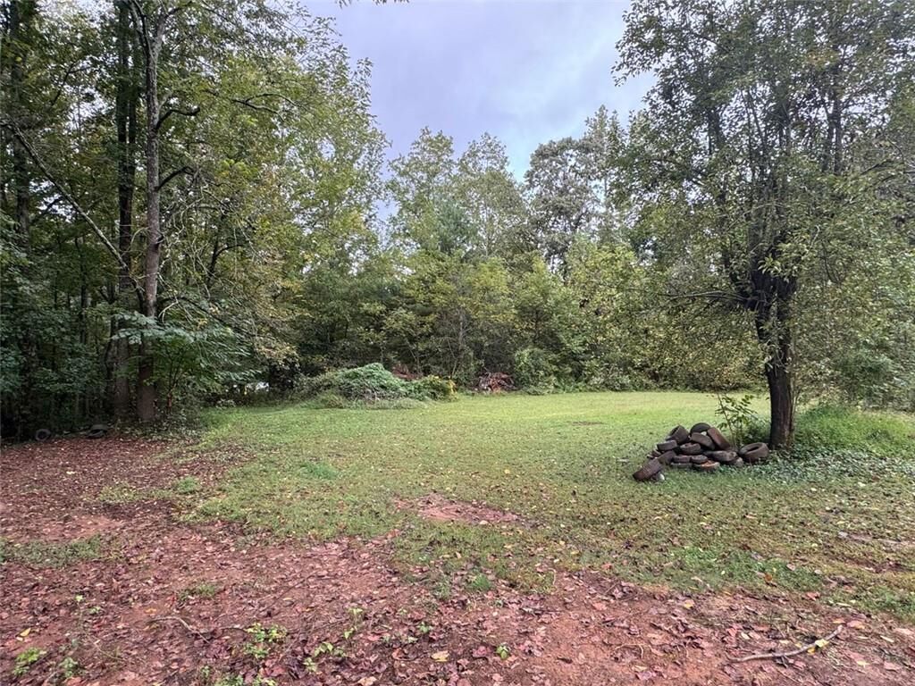 Property Photo: 5915 Burruss Mill Rd Tract 2 GA 30041
