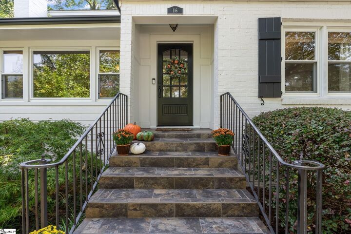 Property Photo:  116 E Tallulah Drive  SC 29605 