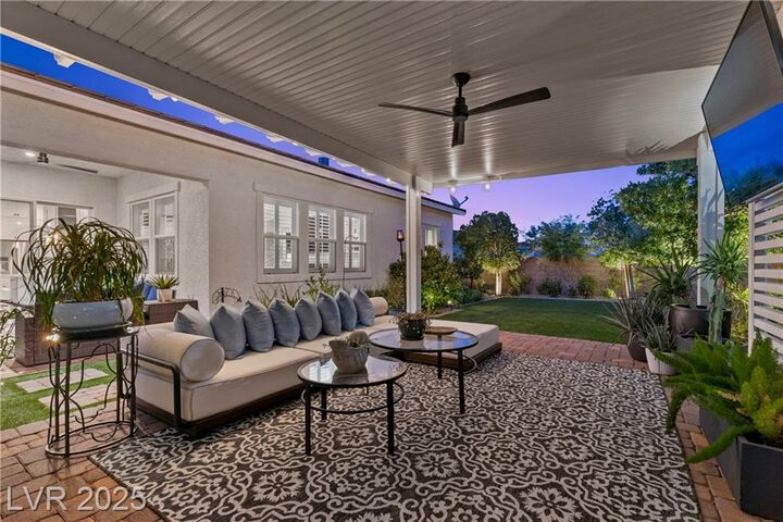 Property Photo: 9951 Skye Gazer Avenue NV 89166