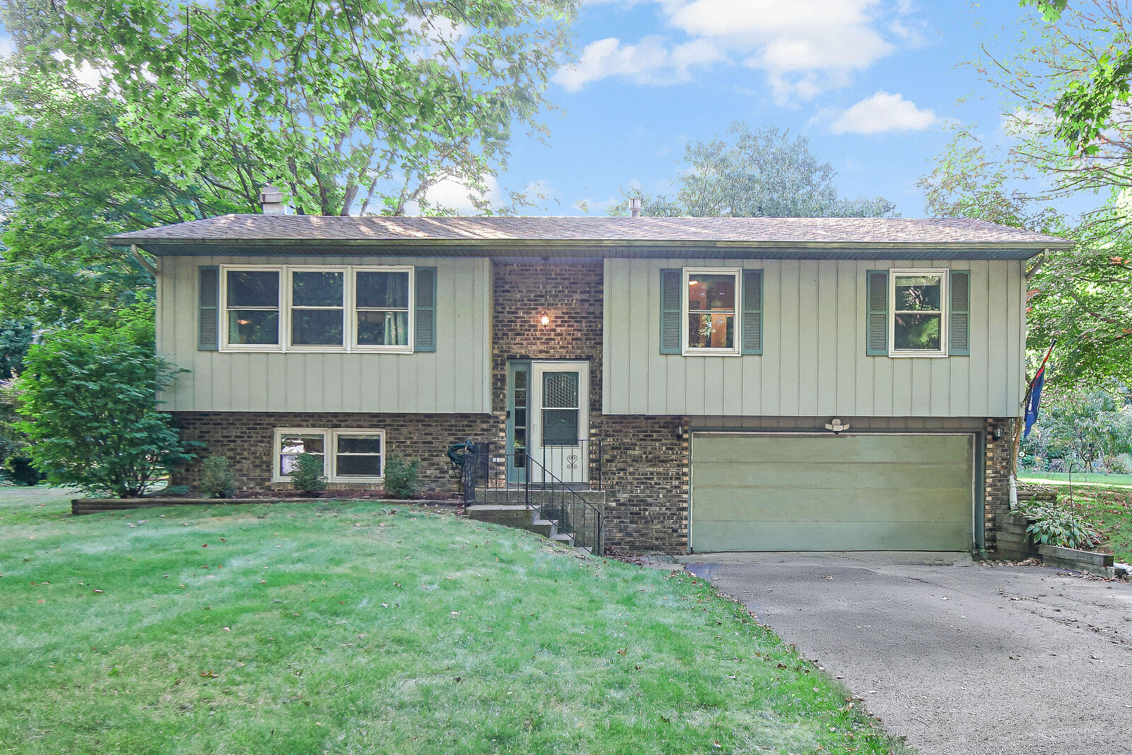 Property Photo: 166 N Woodland Drive IN 46350
