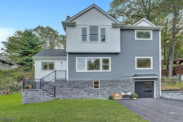 94 Upper High Crest Dr  West Milford Twp. NJ 07480 photo