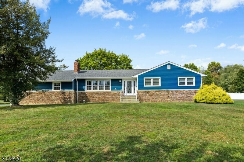 Property Photo: 1701 Raritan Rd NJ 07076