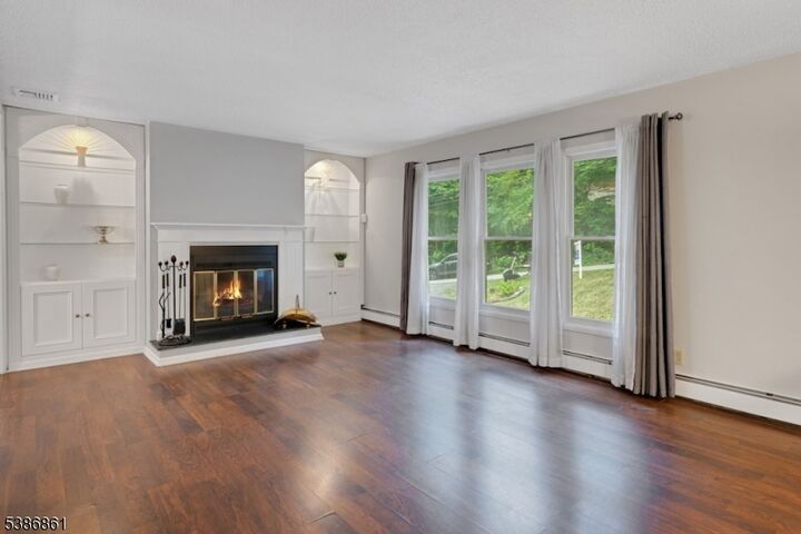 Property Photo:  16 Wenatchee Rd  NJ 07422 