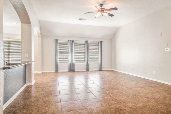 Property Photo:  139 Hawkhurst Circle  TX 77354 