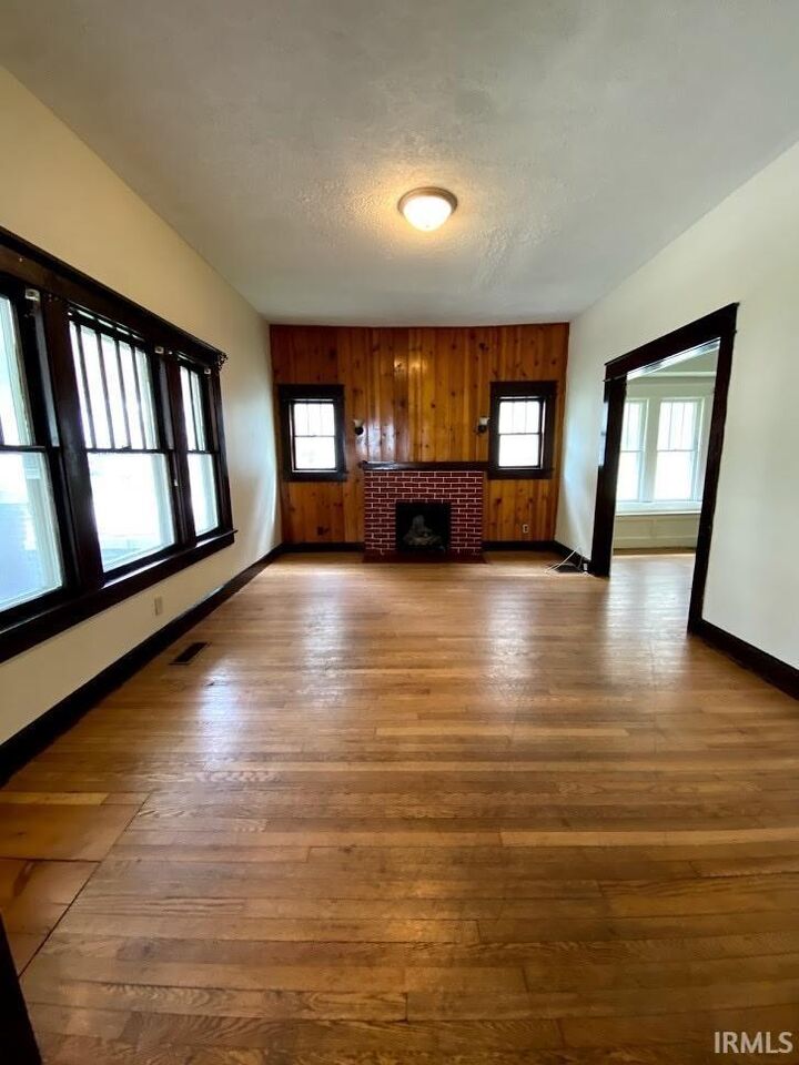Property Photo:  403 N Dunn Street  IN 47408-3733