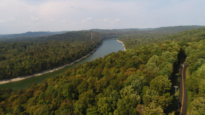 Property Photo: 2000 Dixie Bend Road KY 41519